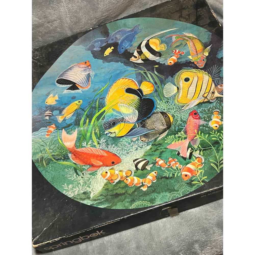 Vintage Springbok Undersea Enchantment Fish Puzzle 500 Pc Circular Aquarium